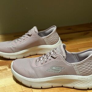 Skechers Women's Slip in Go Walk